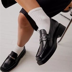 Vagabond Jillian Leather Chain Loafer